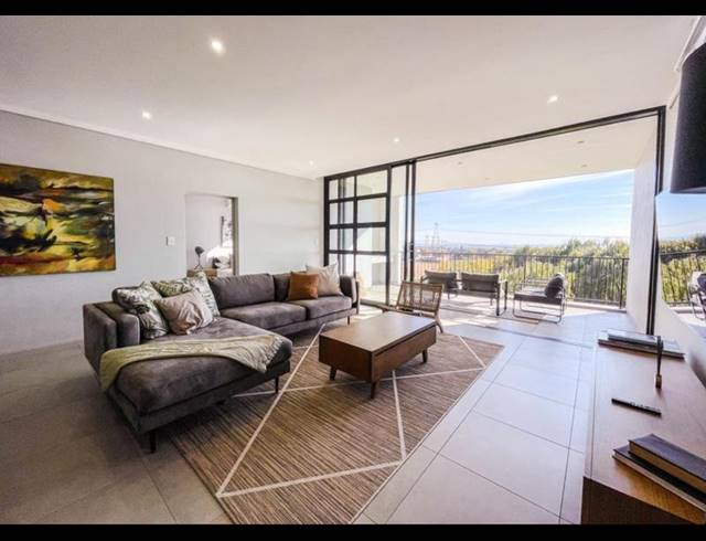 2 BEDROOM PROPERTY TO RENT IN MIDSTREAM ESTATE